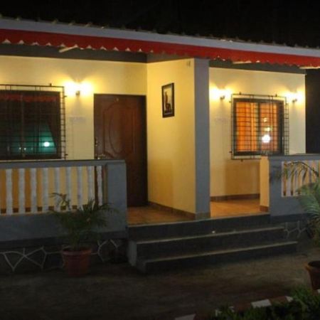 Madhuvan Farm Cottage Alībāg Exterior foto